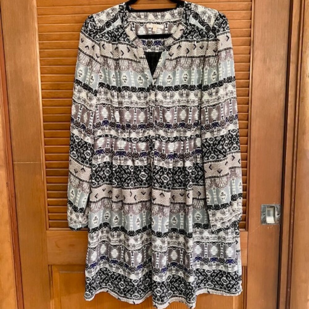 Pretty Patterned Dress by Skies Are Blue